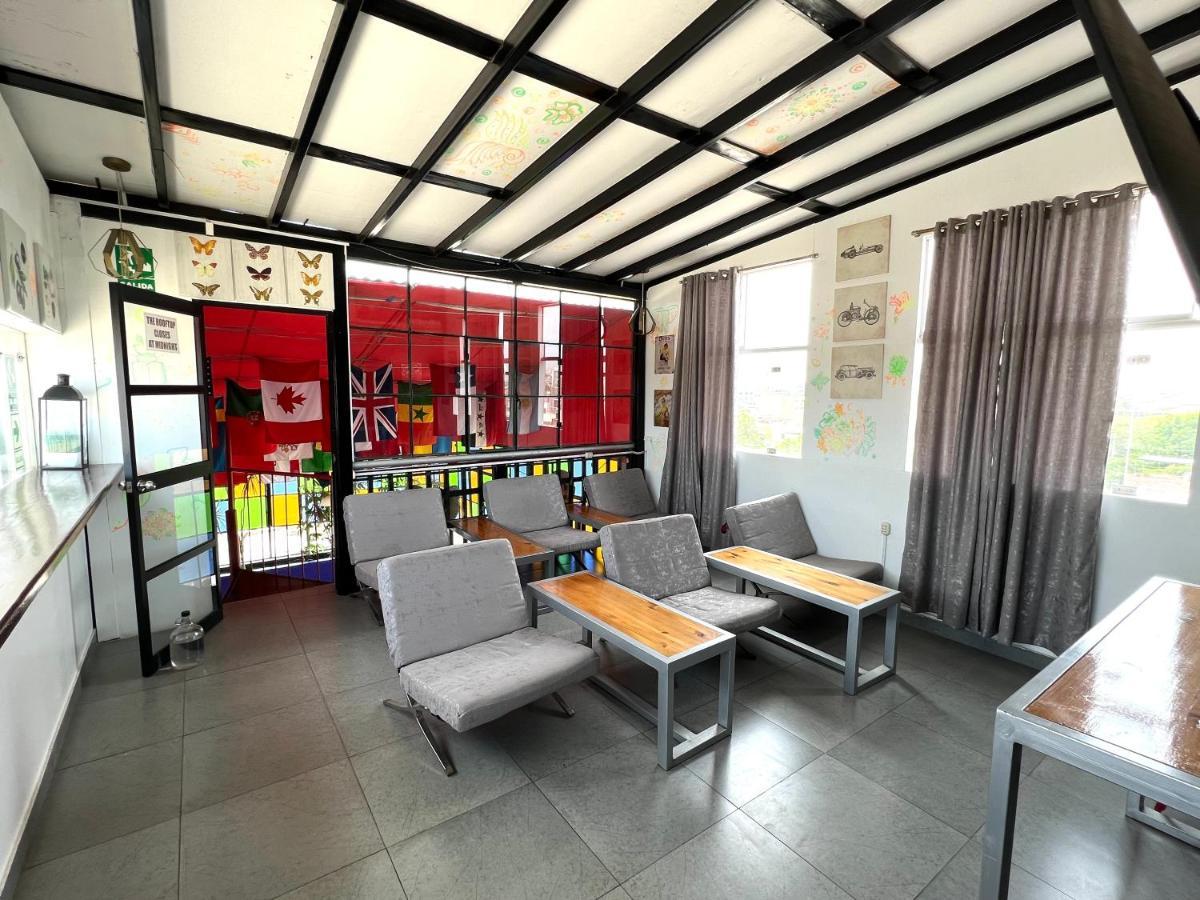 Ica Adventures II Hostel Ngoại thất bức ảnh