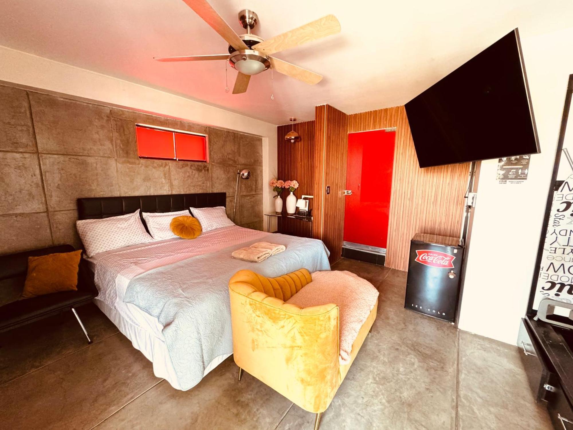 Ica Adventures II Hostel Ngoại thất bức ảnh