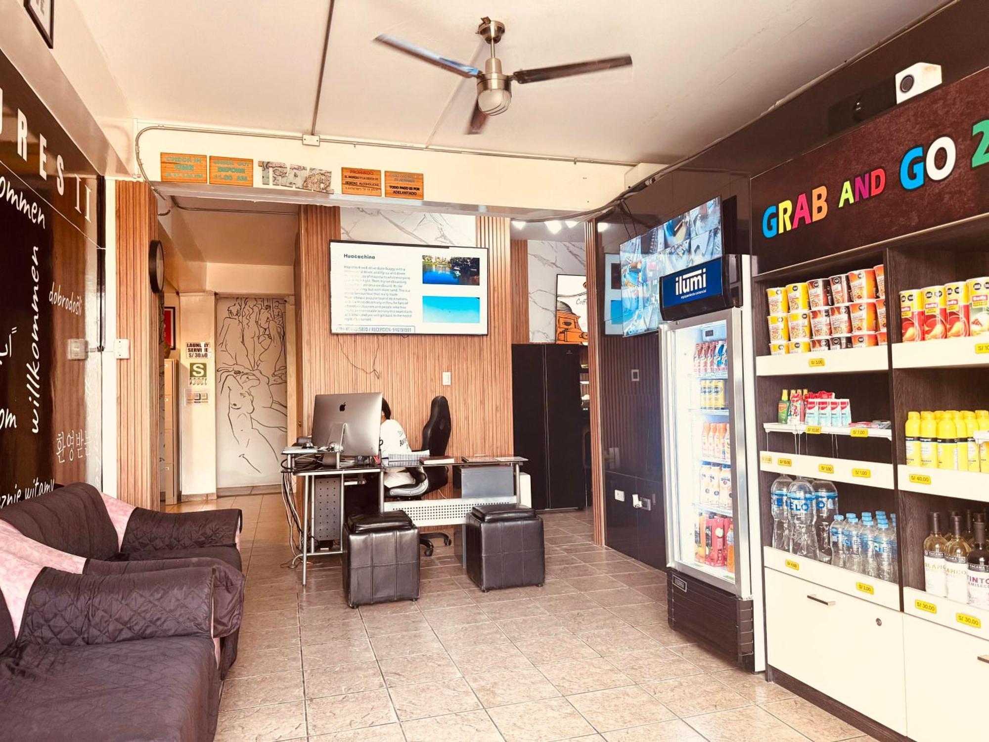 Ica Adventures II Hostel Ngoại thất bức ảnh