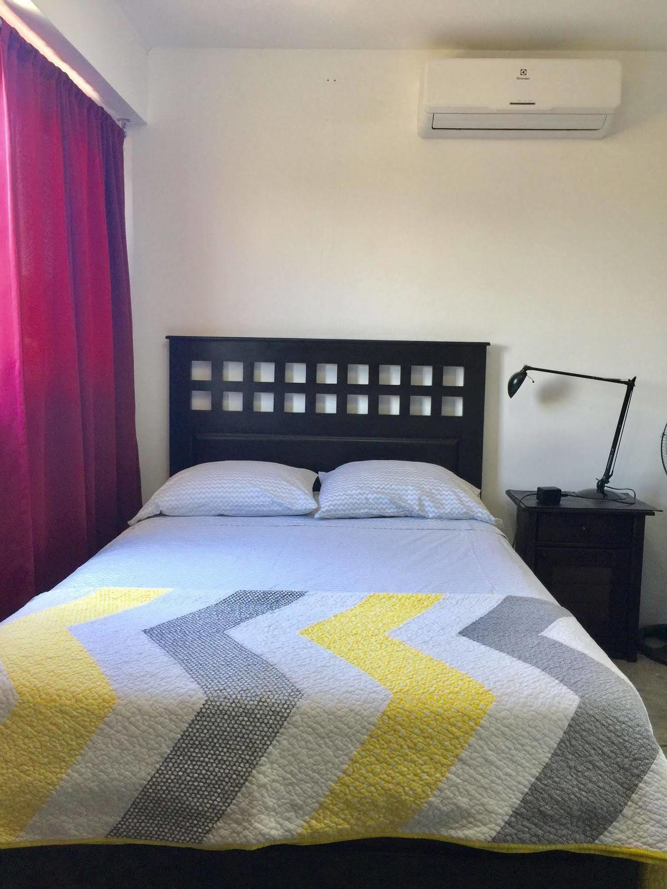 Ica Adventures II Hostel Ngoại thất bức ảnh